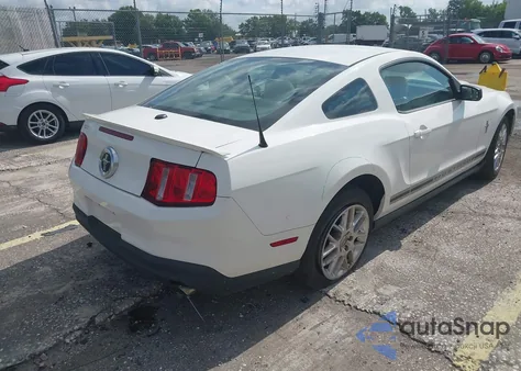 2012 Ford Mustang V6 Premium z USA, uszkodzony, nr VIN 1ZVBP8AMXC5271916